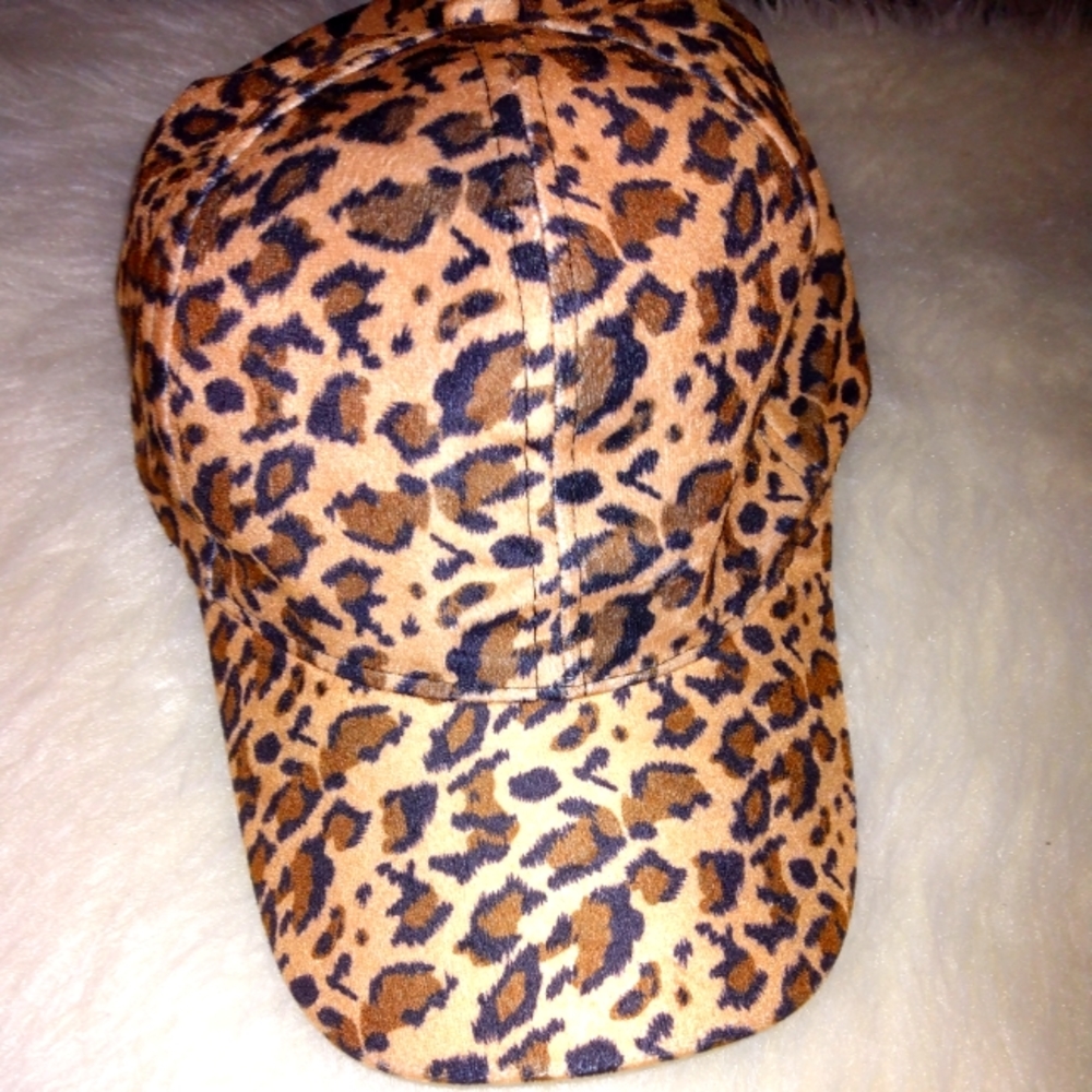 Leopard Hat